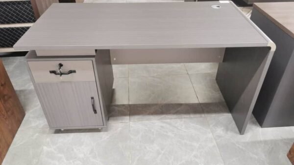 Photo-de-Marc-Andre2 Bureau de Direction Luxe 120x80x75 cm